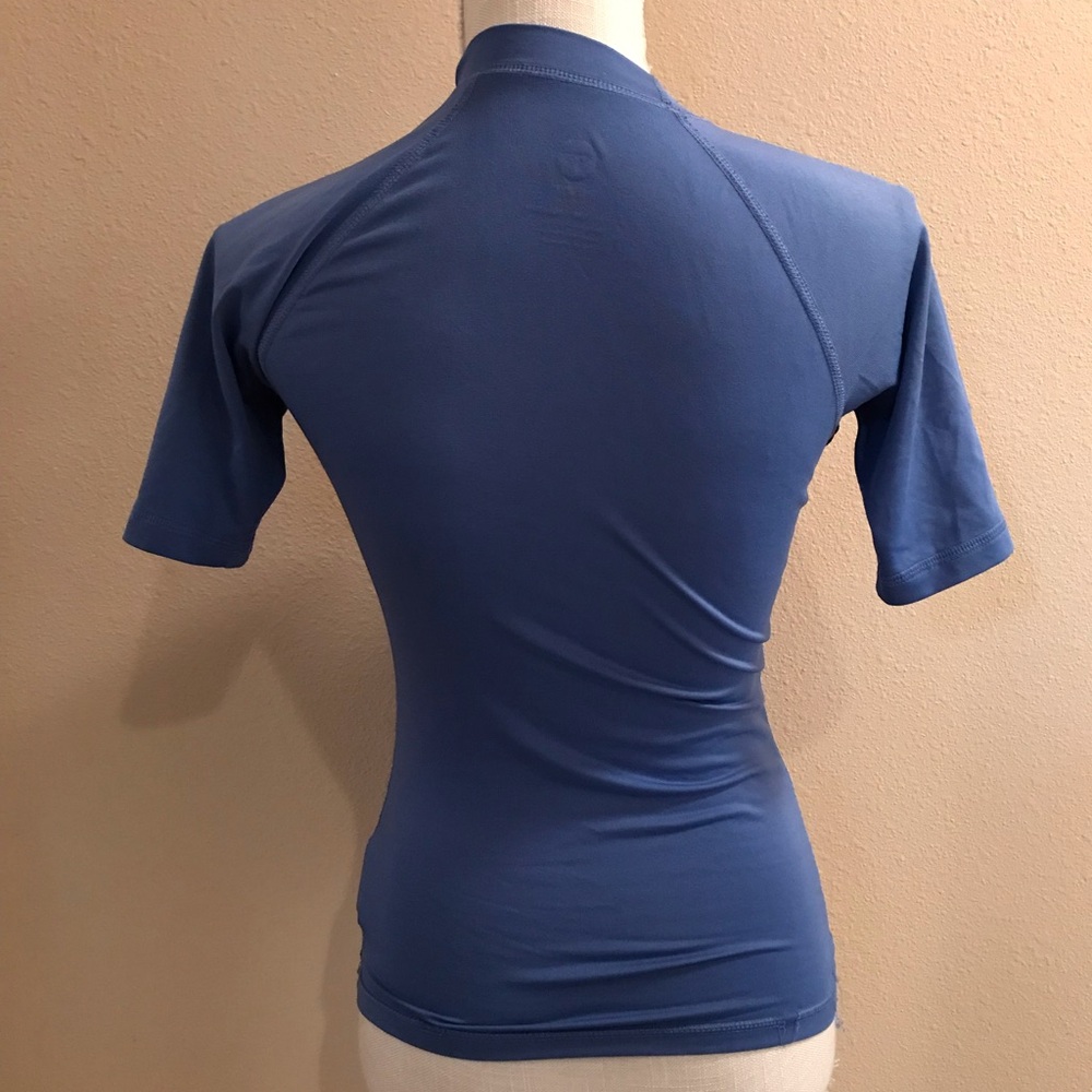 Roxy whole hearted rash guard sun protection UPF protection 50 rash vest Roxy - Picture 4 of 5